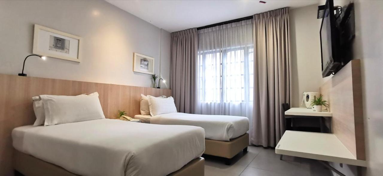 Country Inn Kulai Kültér fotó