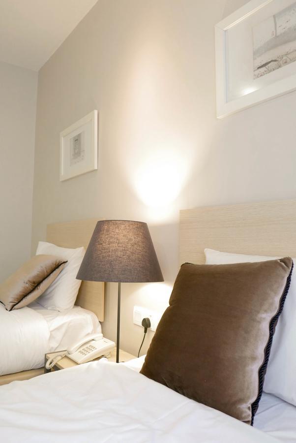 Country Inn Kulai Kültér fotó