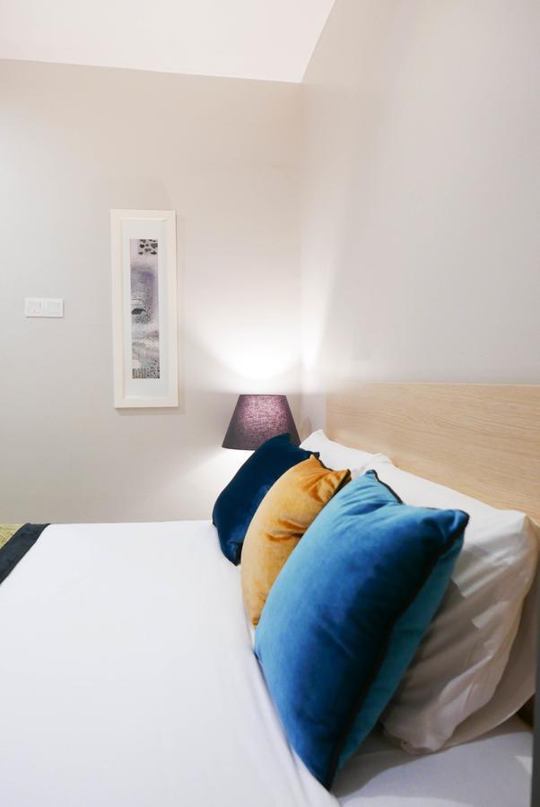 Country Inn Kulai Kültér fotó