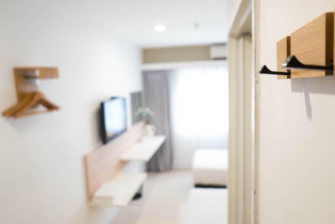 Country Inn Kulai Kültér fotó